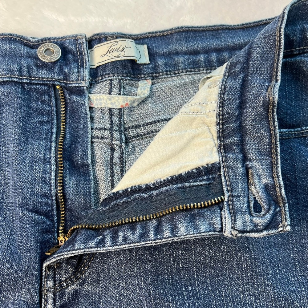 Levi Blue Denim Shorts Women 16 Mid Rise Stretch Bermuda Casual Summer - Picture 5 of 13